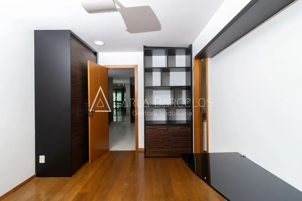 Apartamento com 4 quartos, 5 banheiros e 2 vagas — photo 14