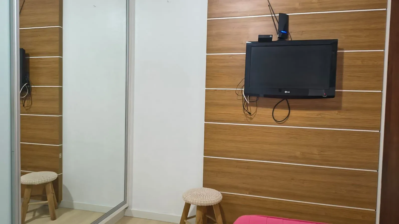 2-bedroom house with a water view in Florianópolis — photo 42