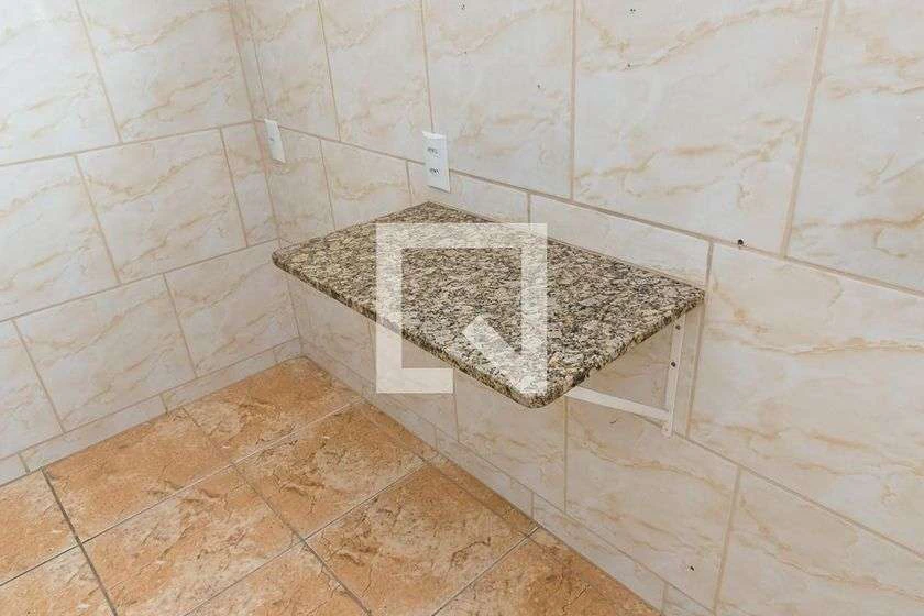 Apartamento de 1 quarto com box de vidro no banheiro — photo 27
