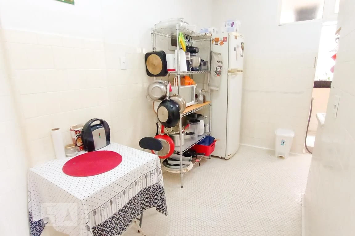Furnished apartment with 2 bedrooms and 1 parking space — photo 9