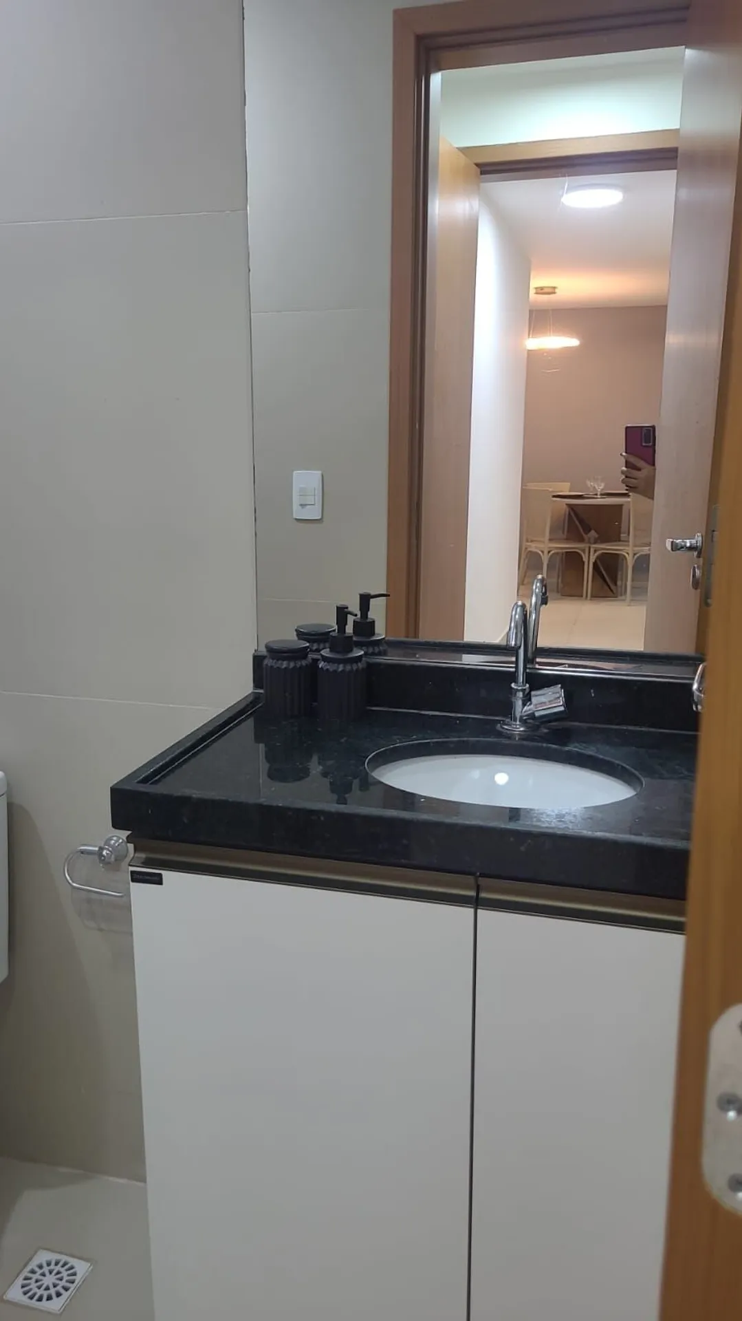 Квартира з 2 спальнями та пральною машиною — photo 8