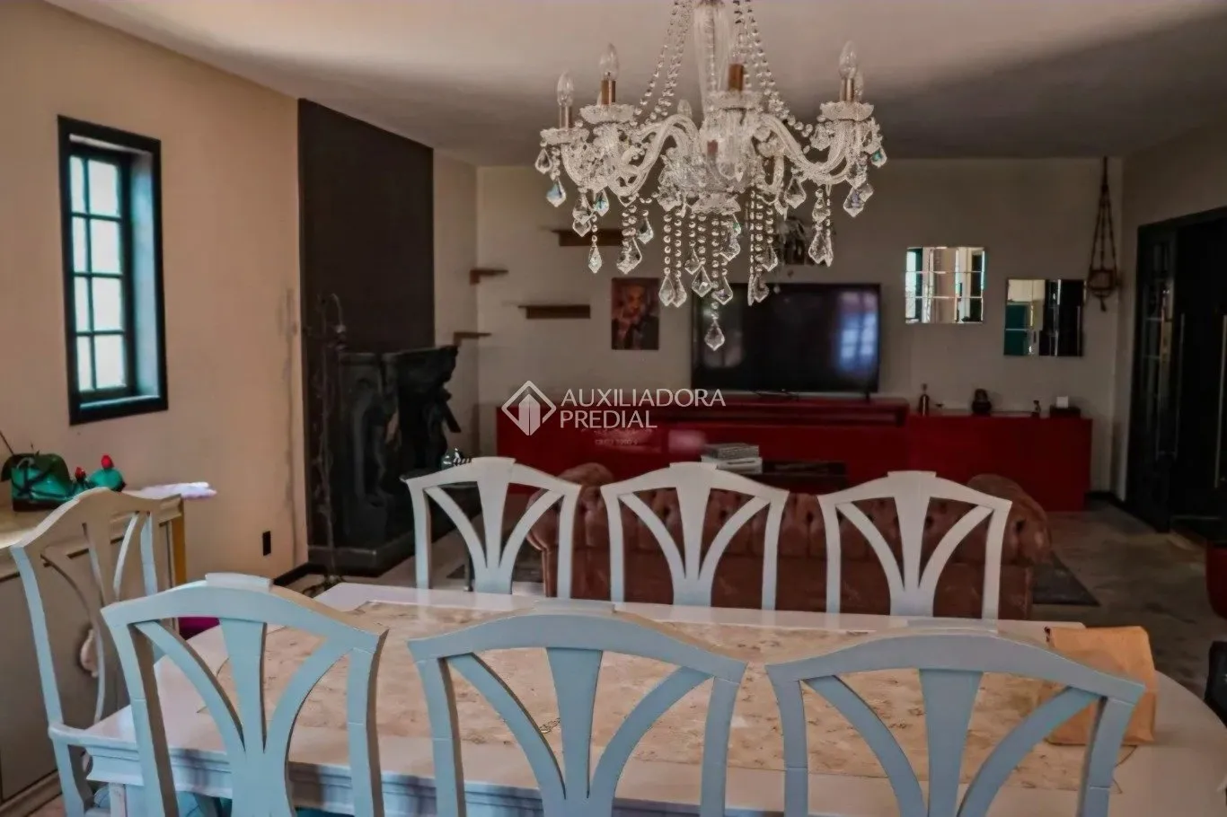 Casa sem mobília de 1100 m² com 3 suítes e jardim — photo 7