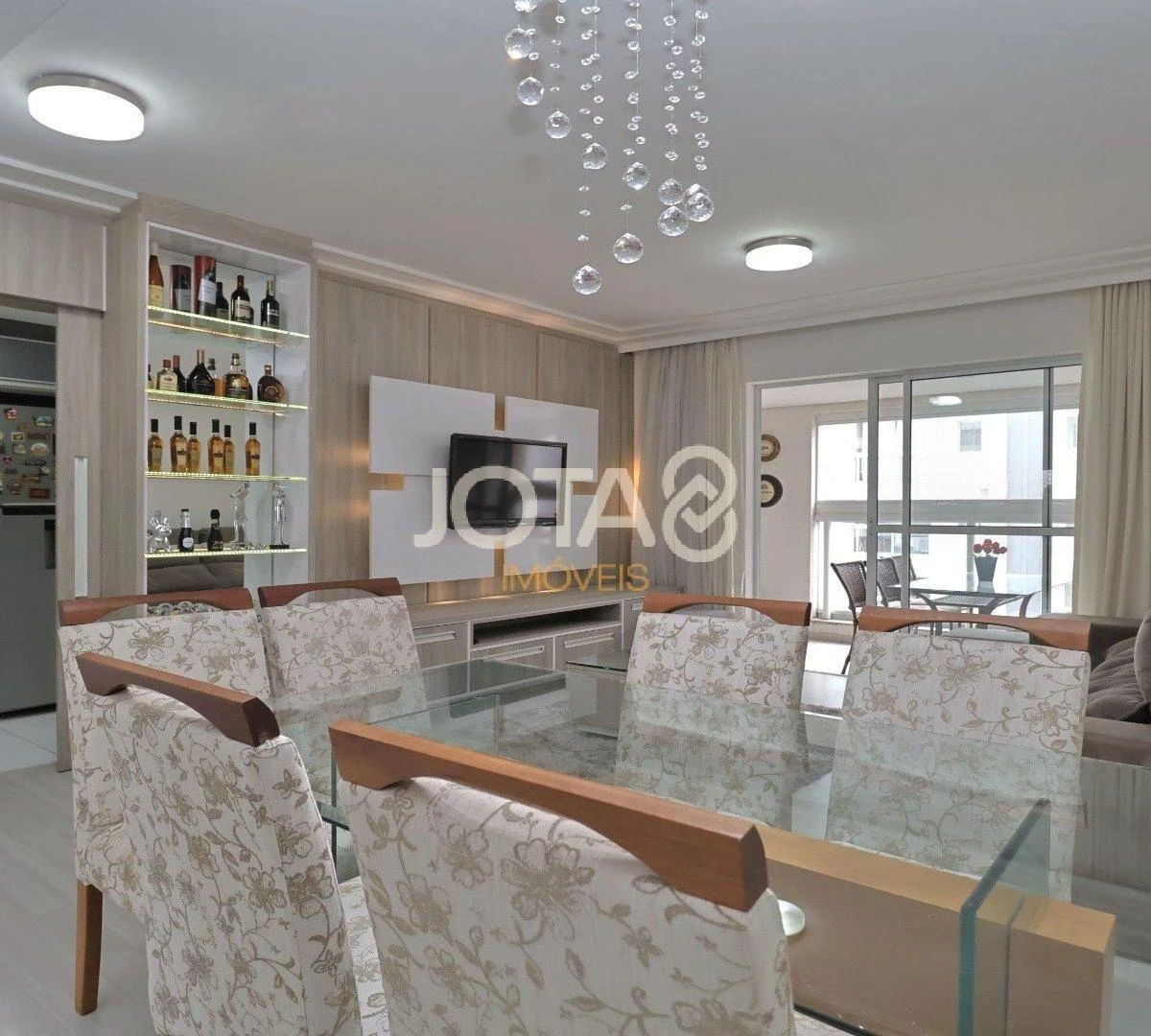 Apartamento mobiliado de 103 m² com 2 suítes e 3 banheiros — photo 5