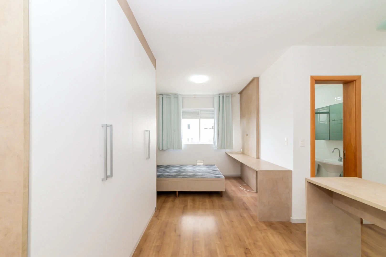 Furnished apartment, 30 m², with a washing machine — photo 3