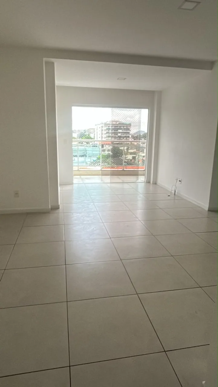 Apartamento de 2 quartos em condomínio com piscina — photo 4