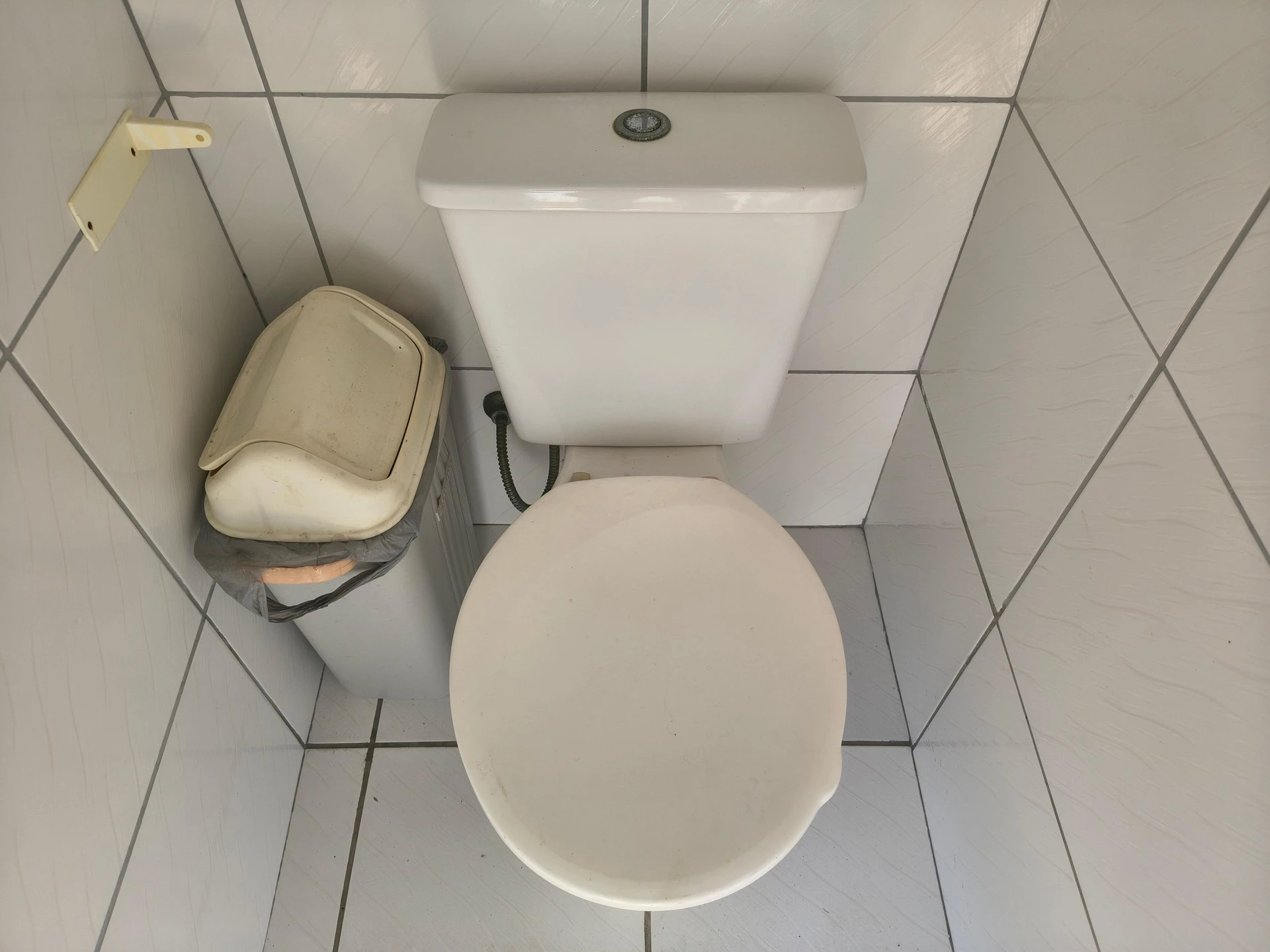 Casa sem mobília com 1 quarto e varanda com pia — photo 30