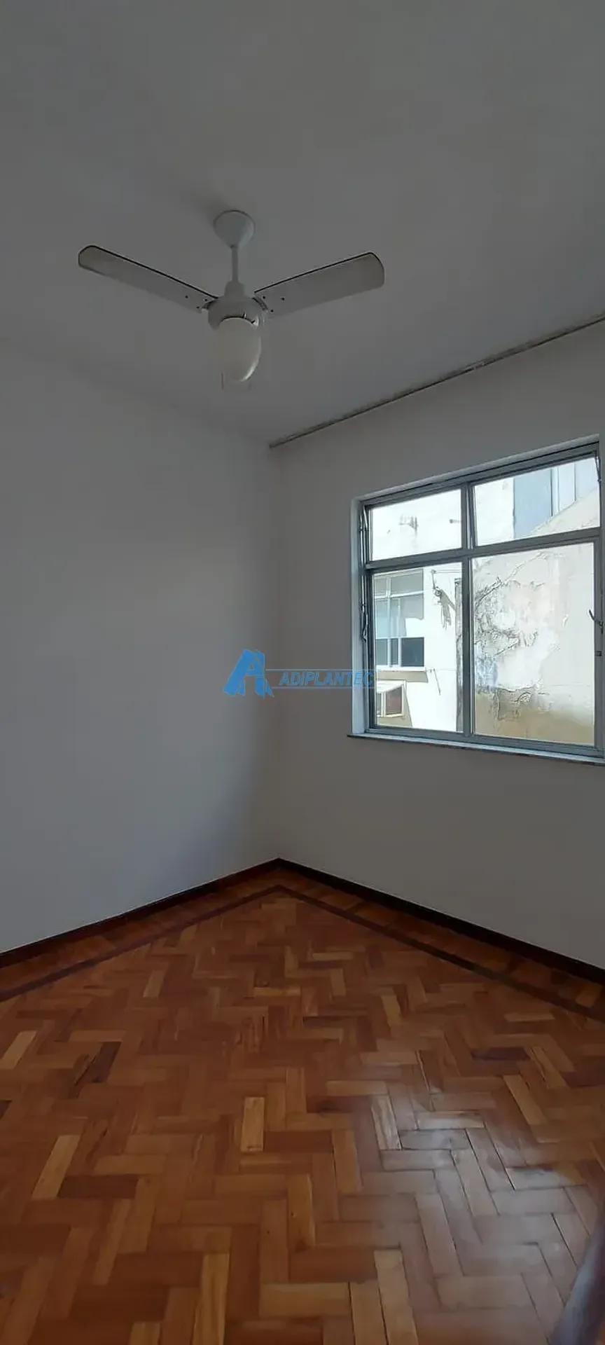 Apartment, 50 m², with wood or laminate floors