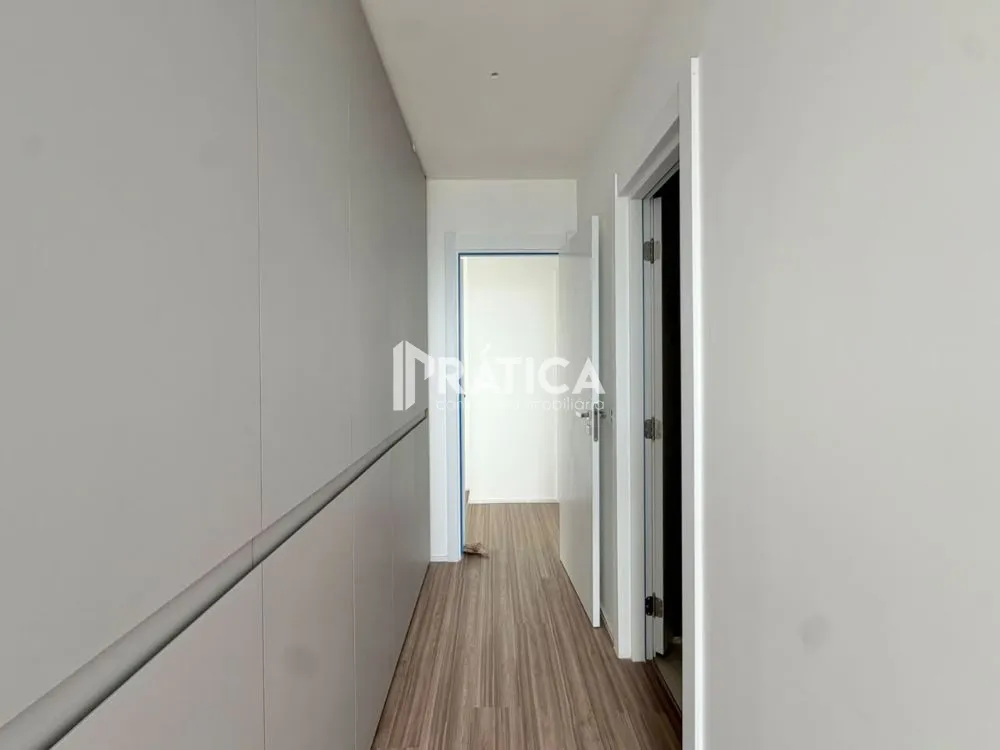 4-bedroom apartment in a building with an indoor pool — photo 29