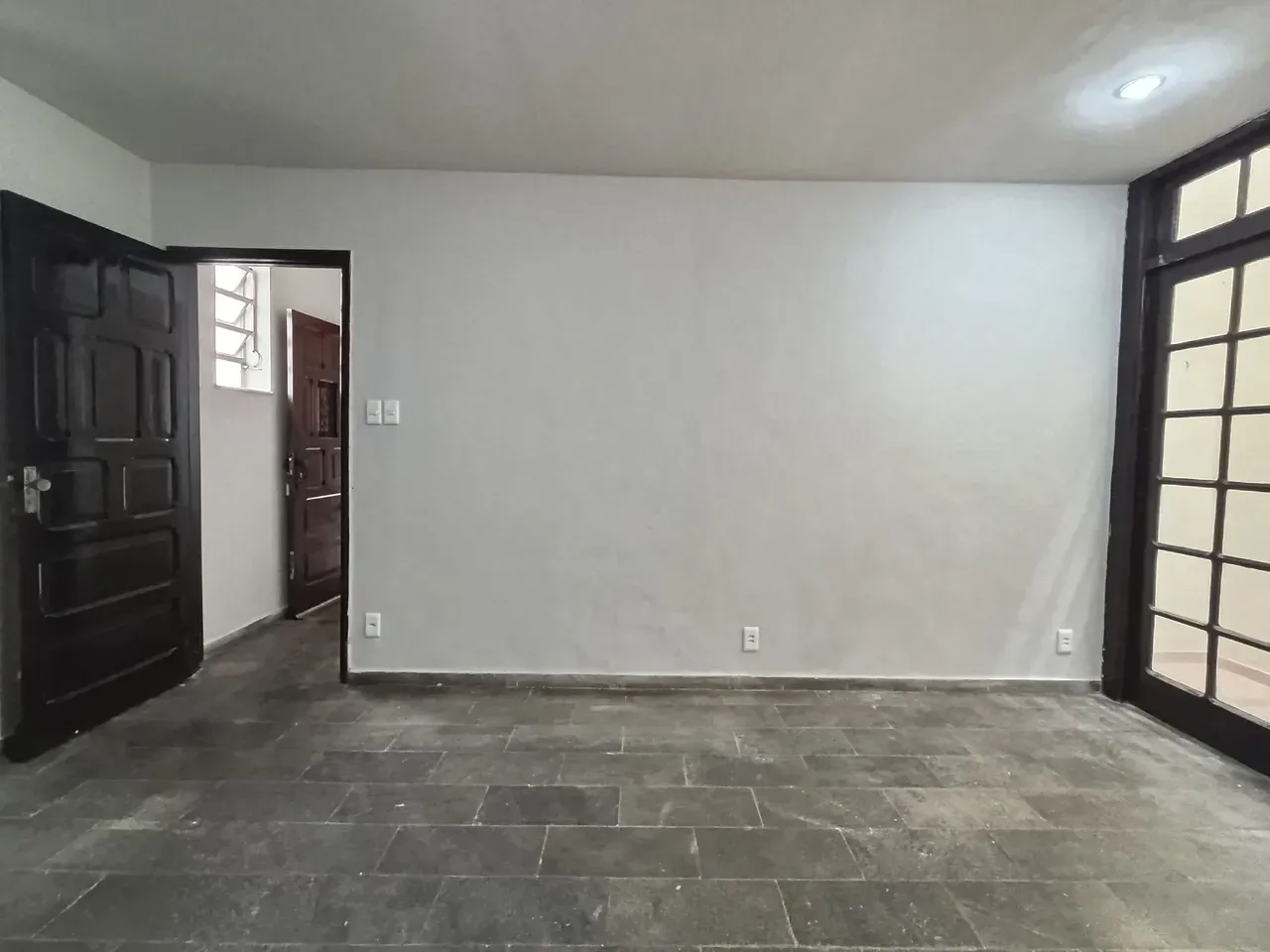 3-bedroom apartment, 1 with its own bathroom, 81 m² — photo 8
