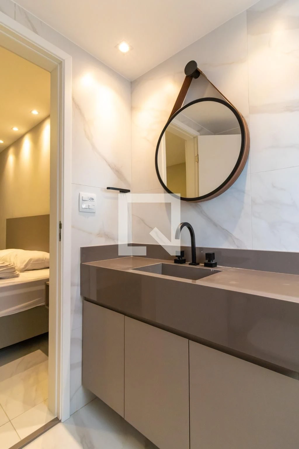 Apartamento mobiliado com 2 quartos e piscina no condomínio — photo 39