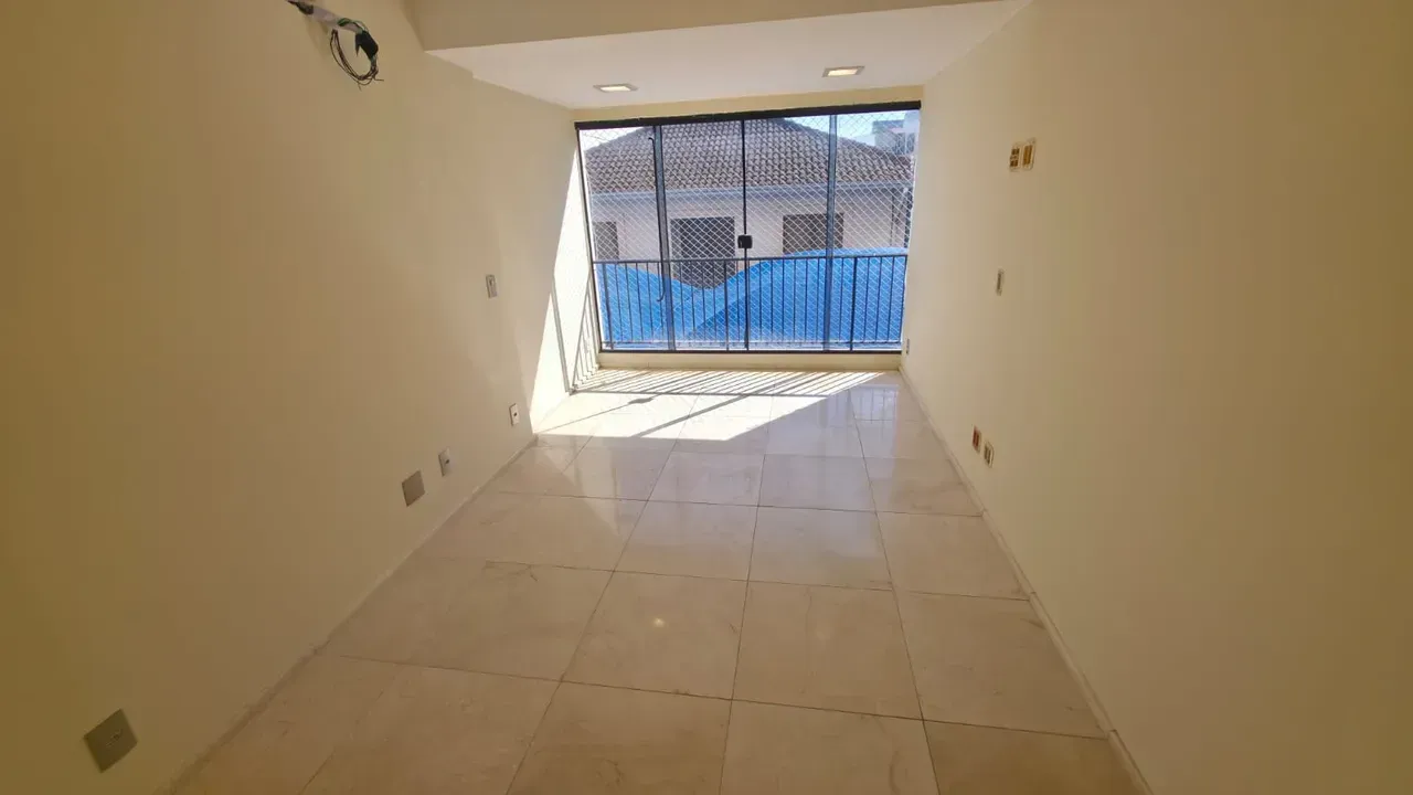 173 m² apartment with a balcony and 3 bedrooms — photo 14