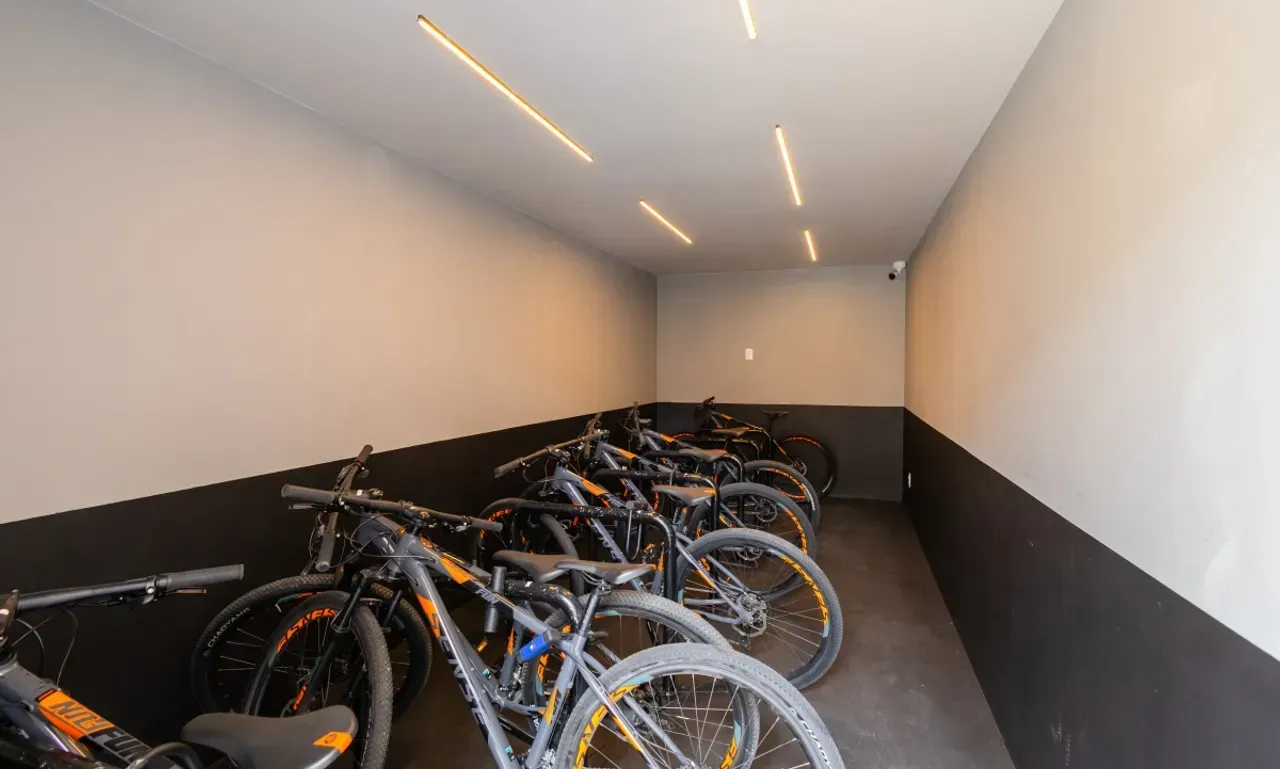 Apartamento com 2 quartos e varanda envidraçada — photo 8