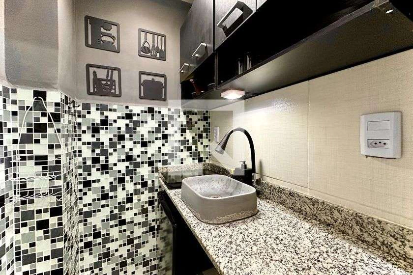 Furnished 40 m² studio with 1 bedroom and no parking — photo 6