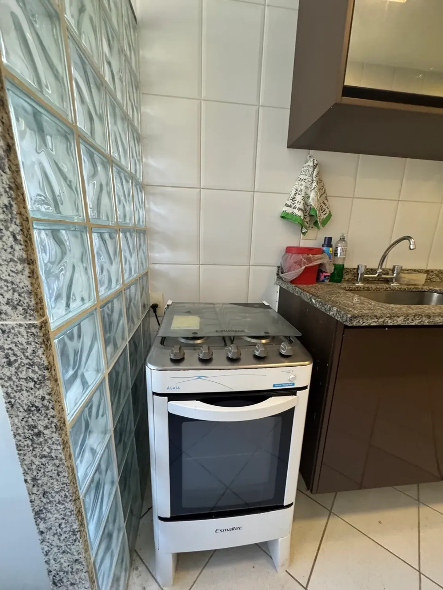 Furnished apartment with a balcony and 2 bedrooms — photo 30