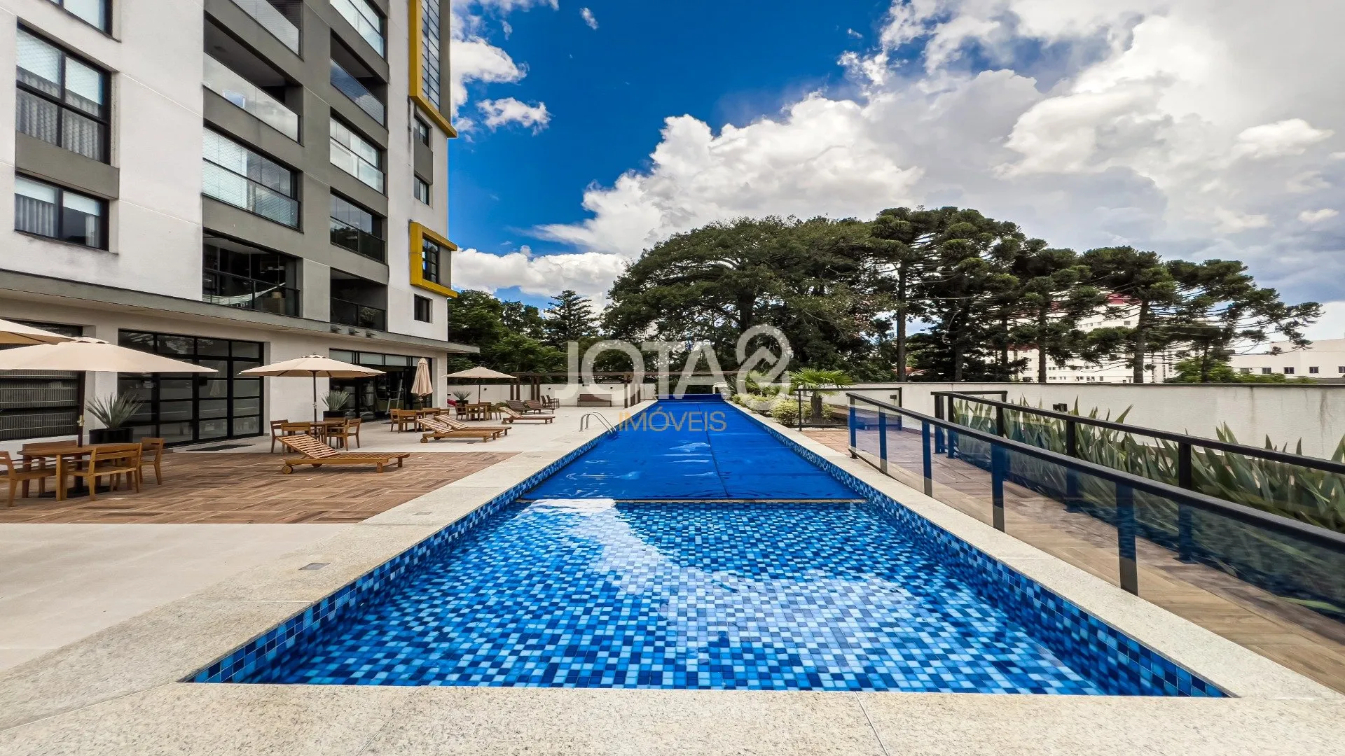 2-bedroom apartment with balcony and private BBQ — photo 25