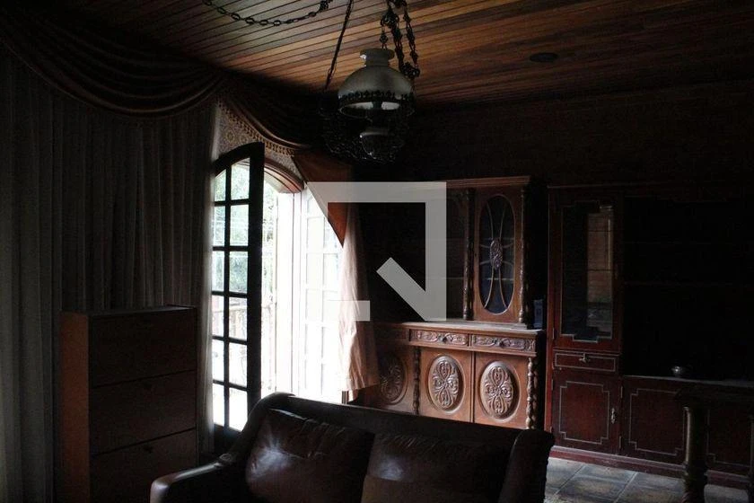 House with a balcony and 6 bedrooms plus 5 parking — photo 20