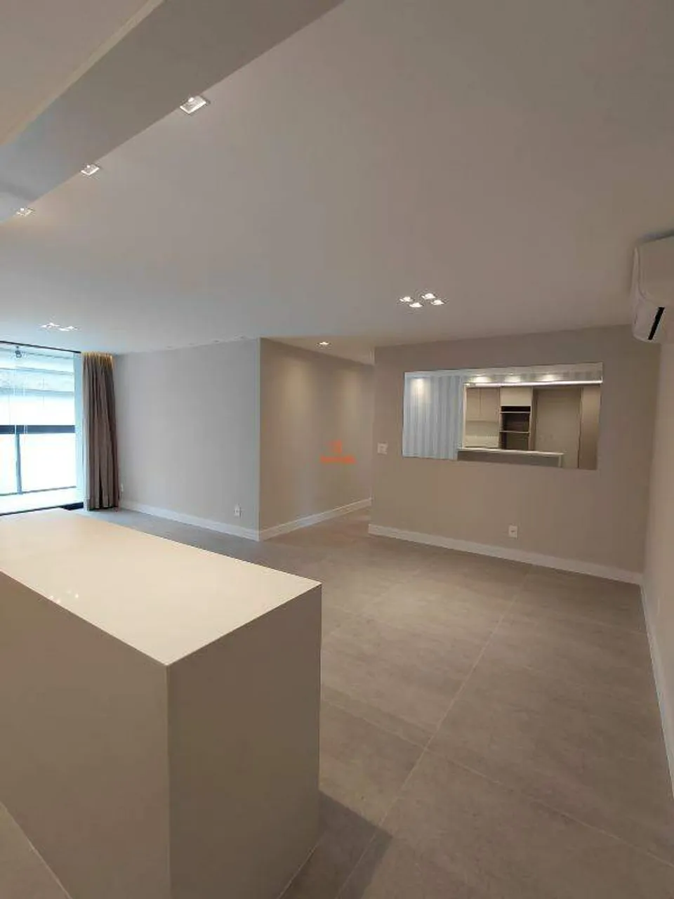 Apartment with 3 bedrooms, 2 bathrooms and enclosed balcony — photo 19
