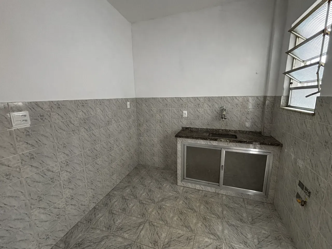 1-bedroom apartment on the 1st floor with air conditioning — photo 11