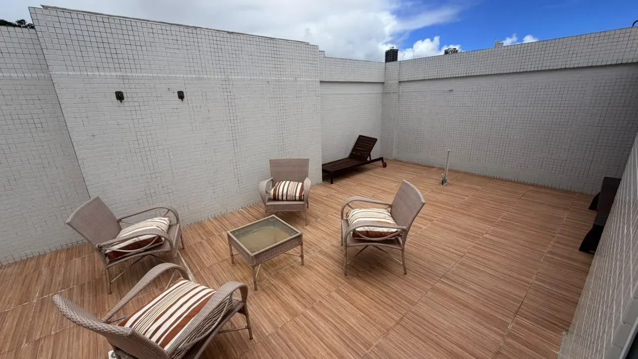Apartment on the 5th floor with a water view — photo 25
