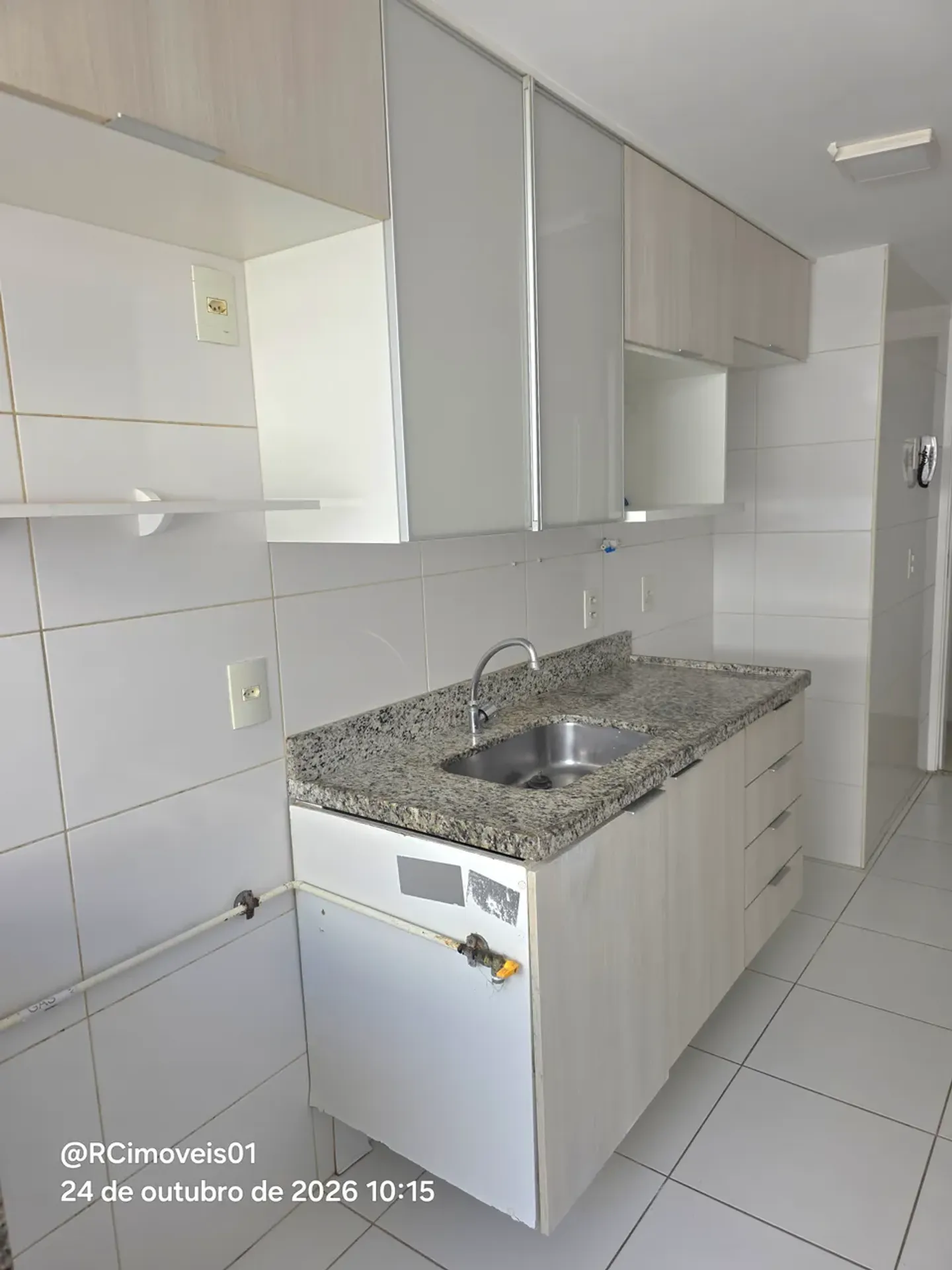 Apartment, 77 m², with a grill on the balcony — photo 62