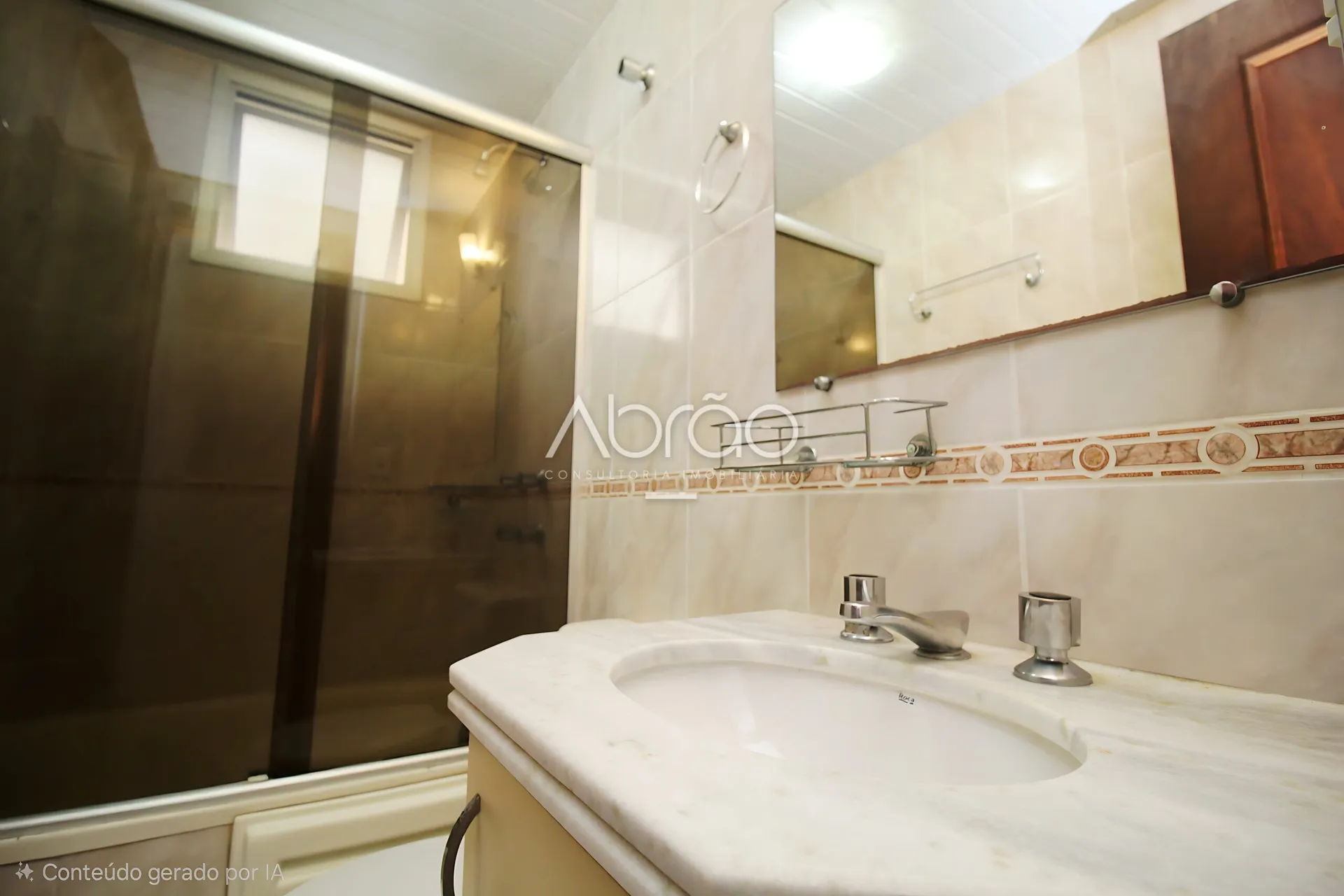 Apartamento con 3 dormitorios y balcón con parrilla — photo 5