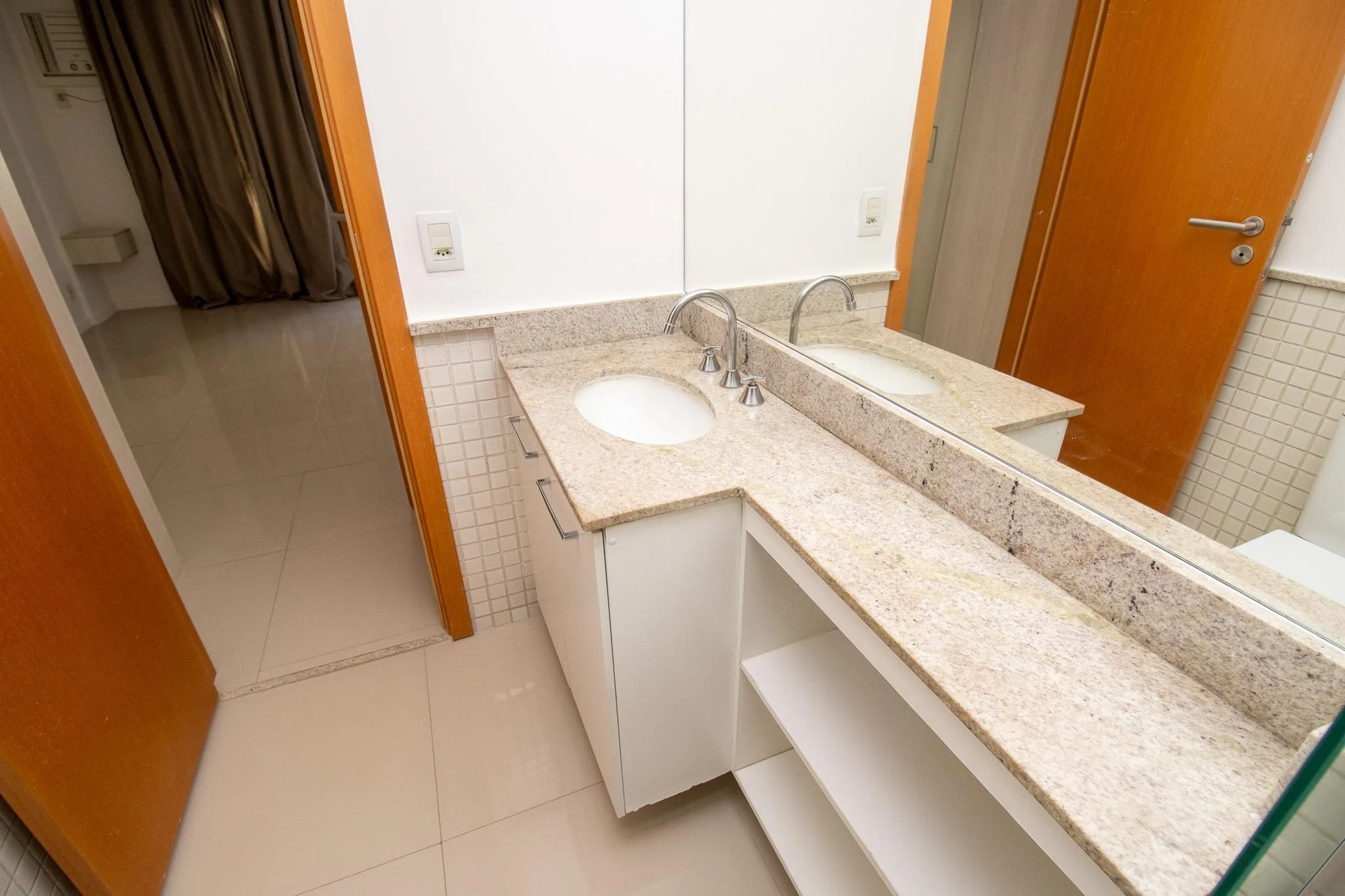 Apartamento, 82 m², com varanda envidraçada — photo 25