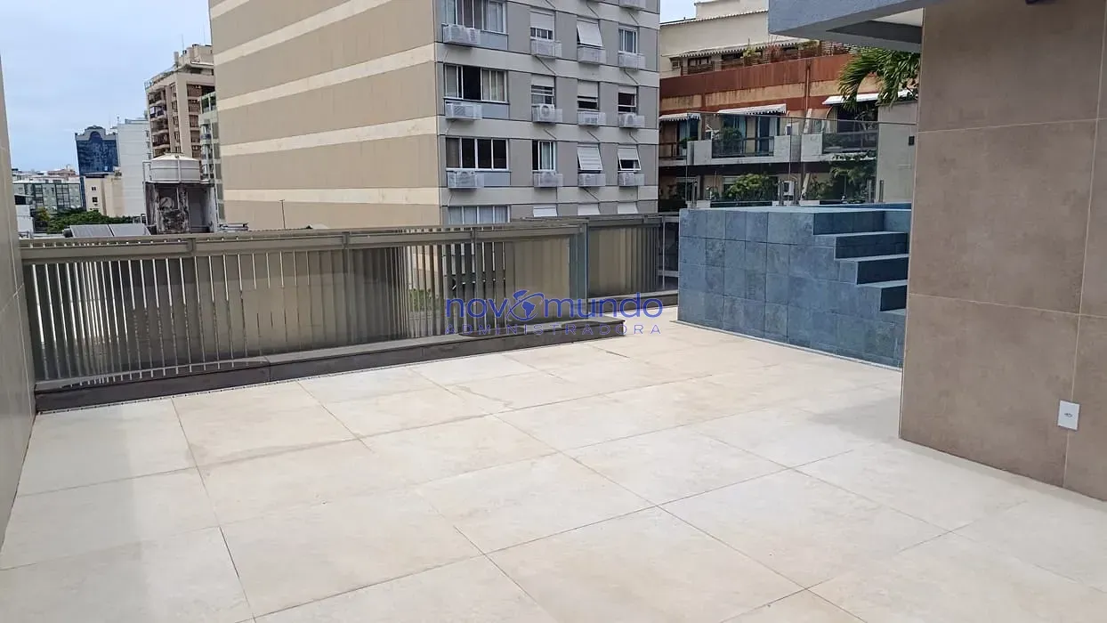 Apartment with 1 bedroom, 3 bathrooms and 2 parking spots — photo 9