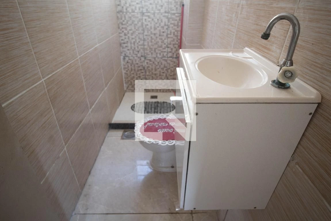Departamento de 1 dormitorio con piso de madera o laminado — photo 17