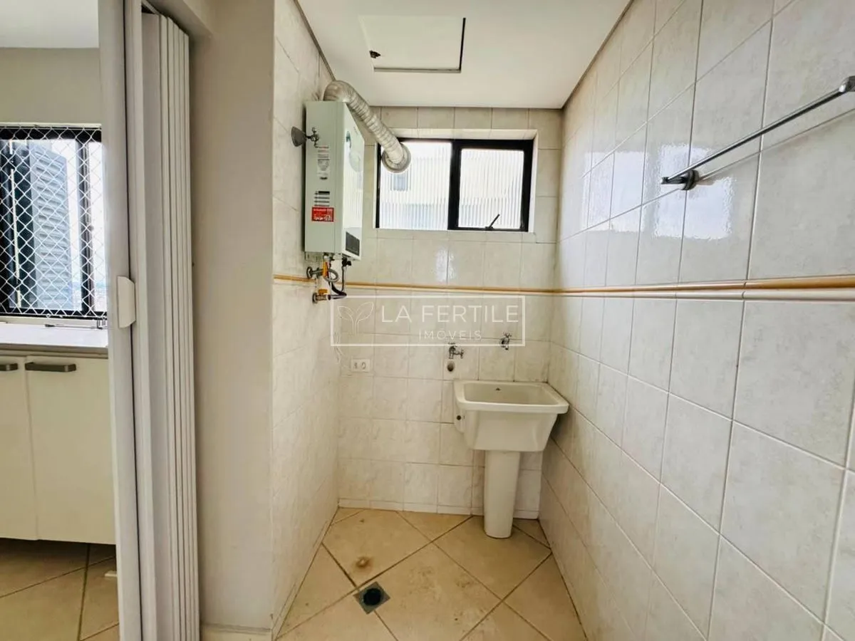 3-bedroom apartment with 4 bathrooms, 184 m² — photo 10