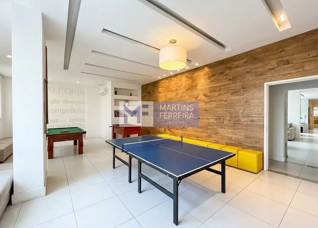 Apartment, 150 m², with a glass-enclosed balcony — photo 30