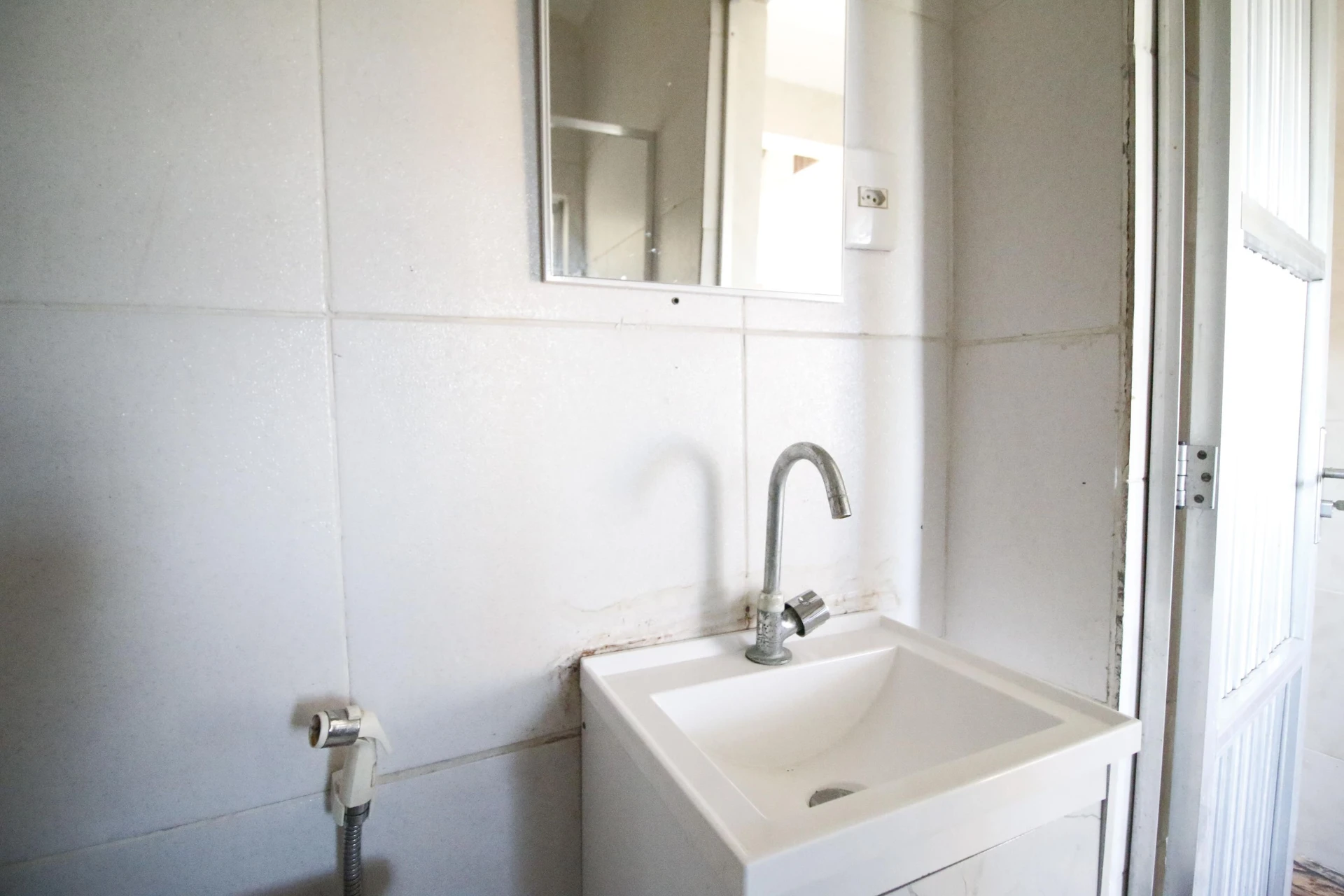 Casa para alugar com 2 quartos e 1 banheiro, sem vaga — photo 12