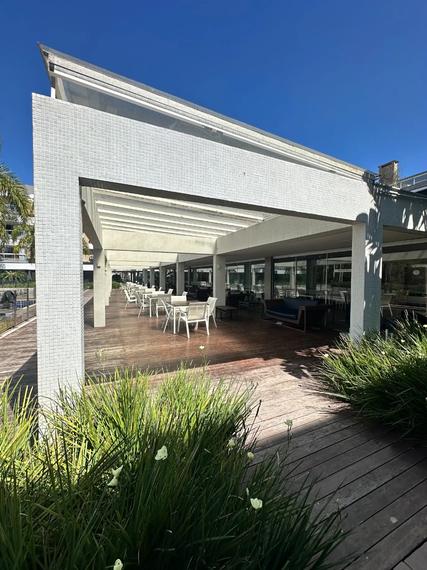 Apartamento amueblado de 2 dormitorios con terraza y parrilla — photo 7