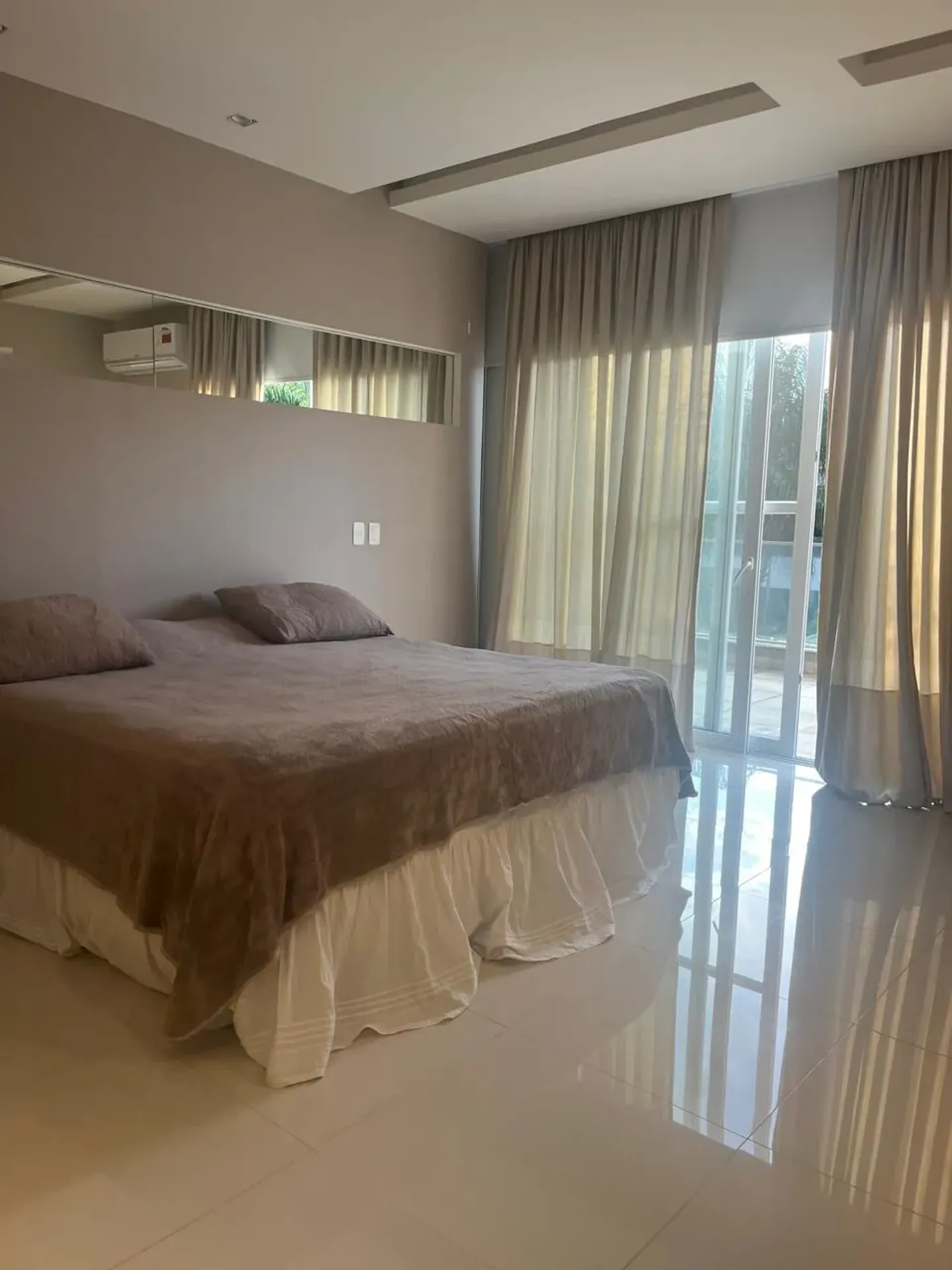 Furnished house with 5 en-suite bedrooms and 630 m² — photo 17