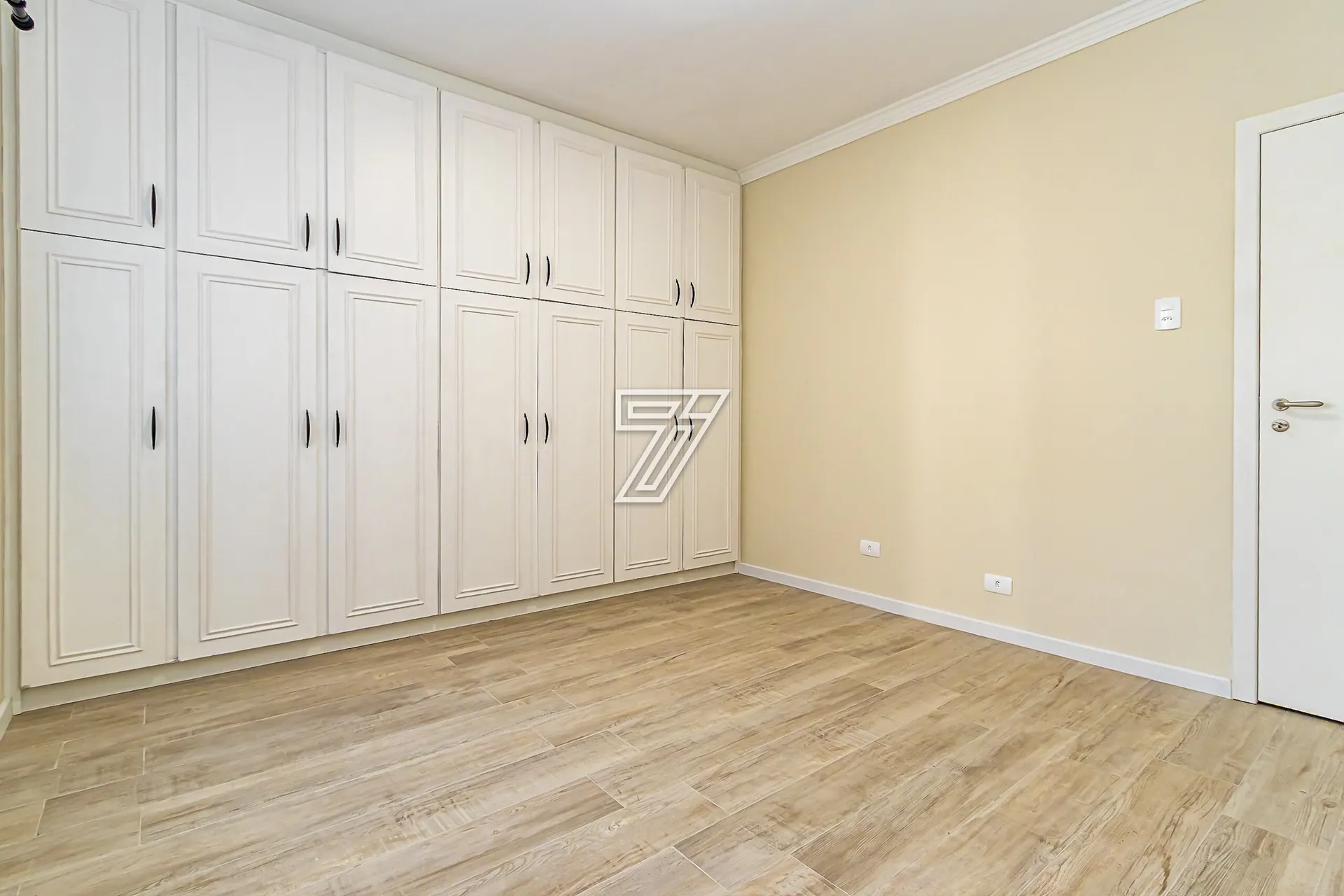Apartamento para locação: 3 quartos, 1 banheiro e cozinha separada — photo 25