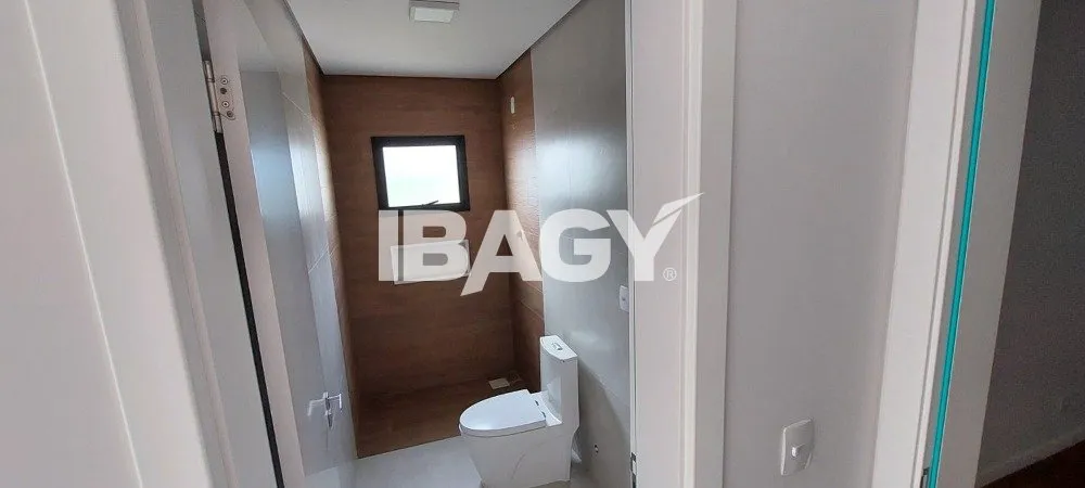 House with 3 en-suite bedrooms and 2 parking spaces — photo 14