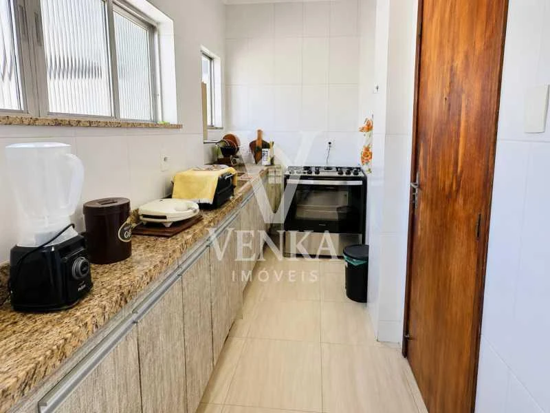 Furnished 210 m² penthouse with a full-length balcony — photo 13