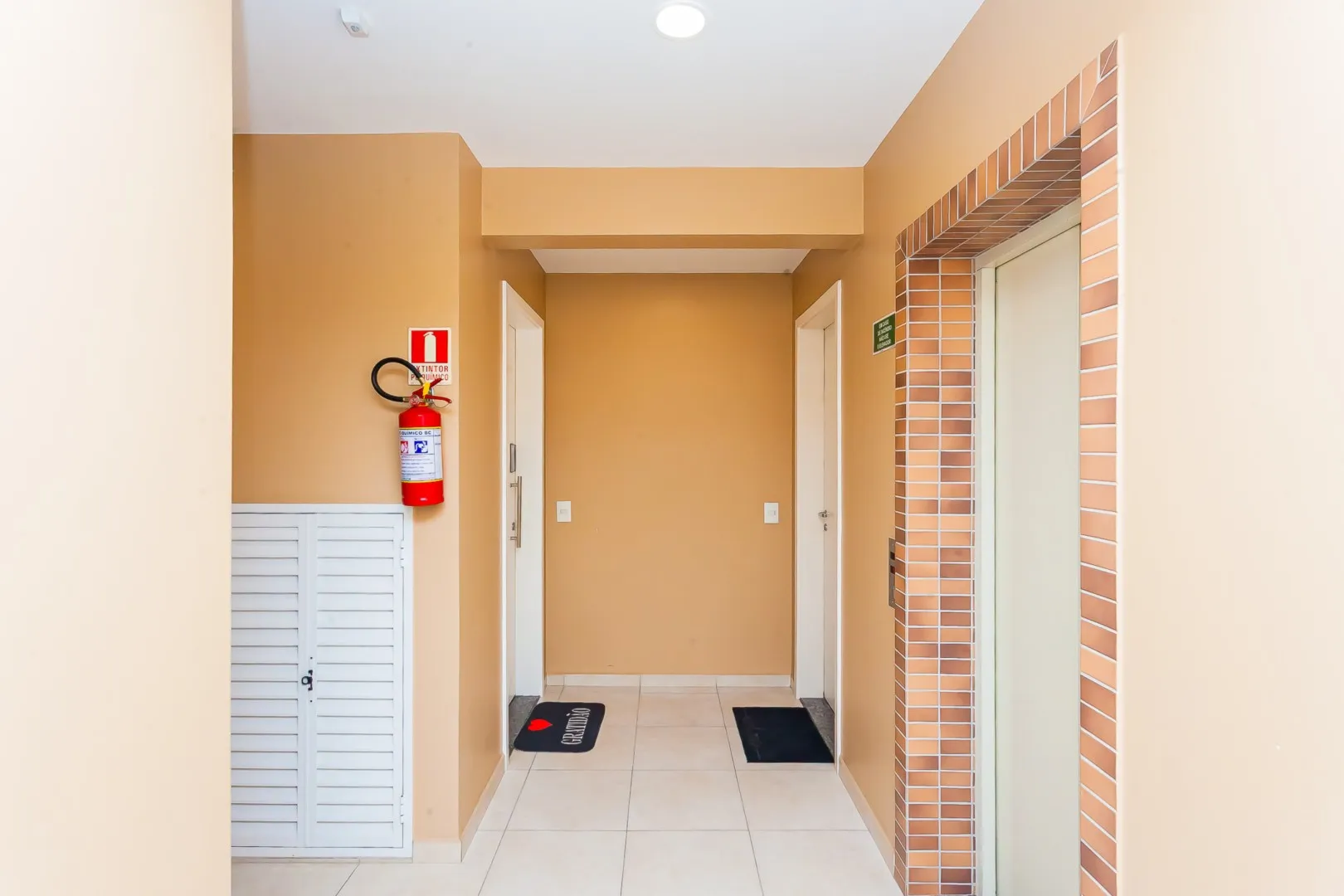 Apartment, 60 m², with wood or laminate floors — photo 47