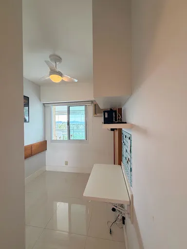 3-bedroom apartment with a glass-enclosed balcony — photo 12