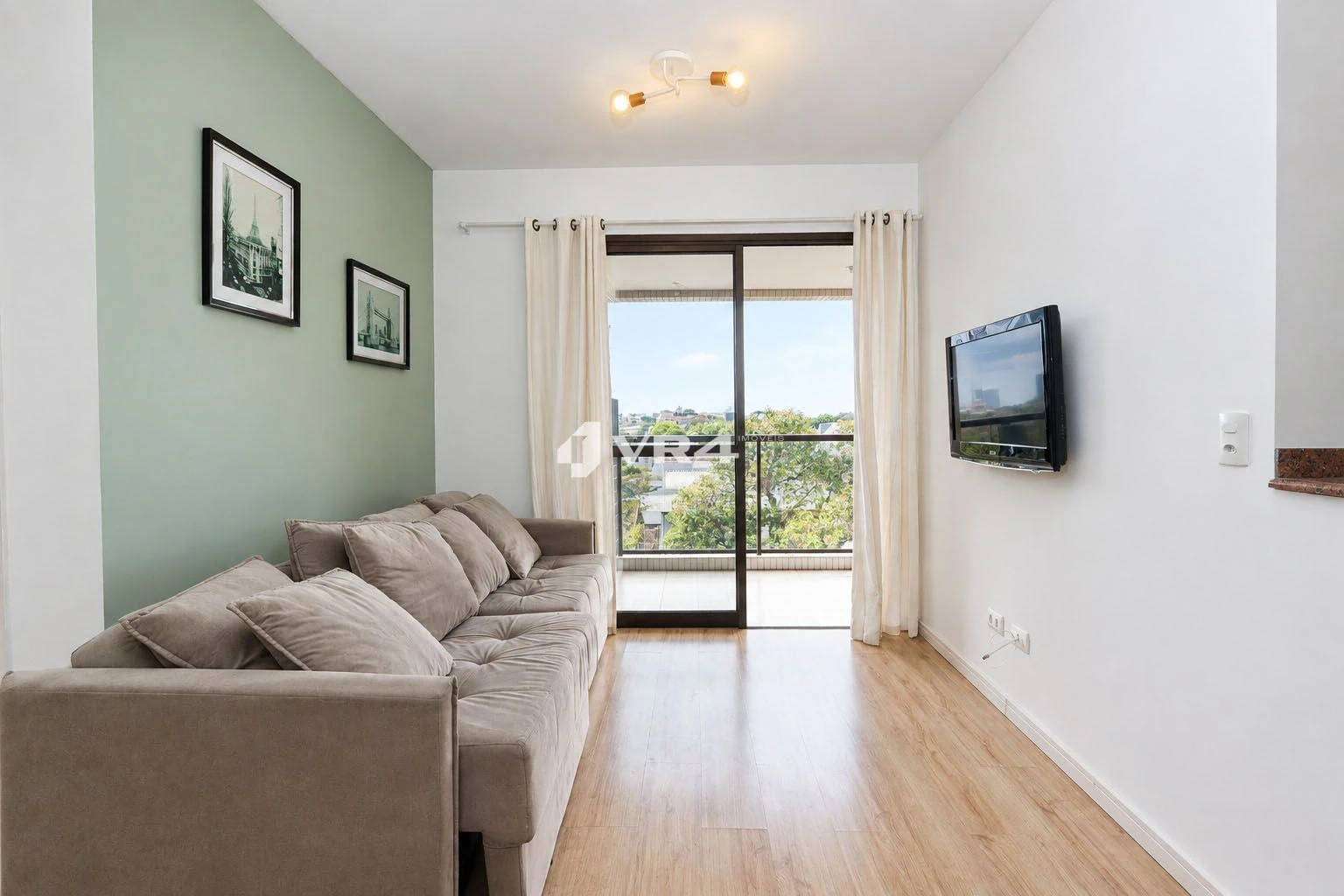 Furnished 1-bedroom apartment with 1 parking spot — photo 28