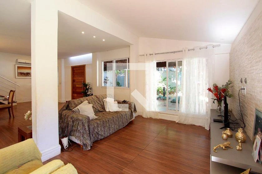 Casa mobiliada com 4 quartos e cozinha em conceito aberto — photo 23