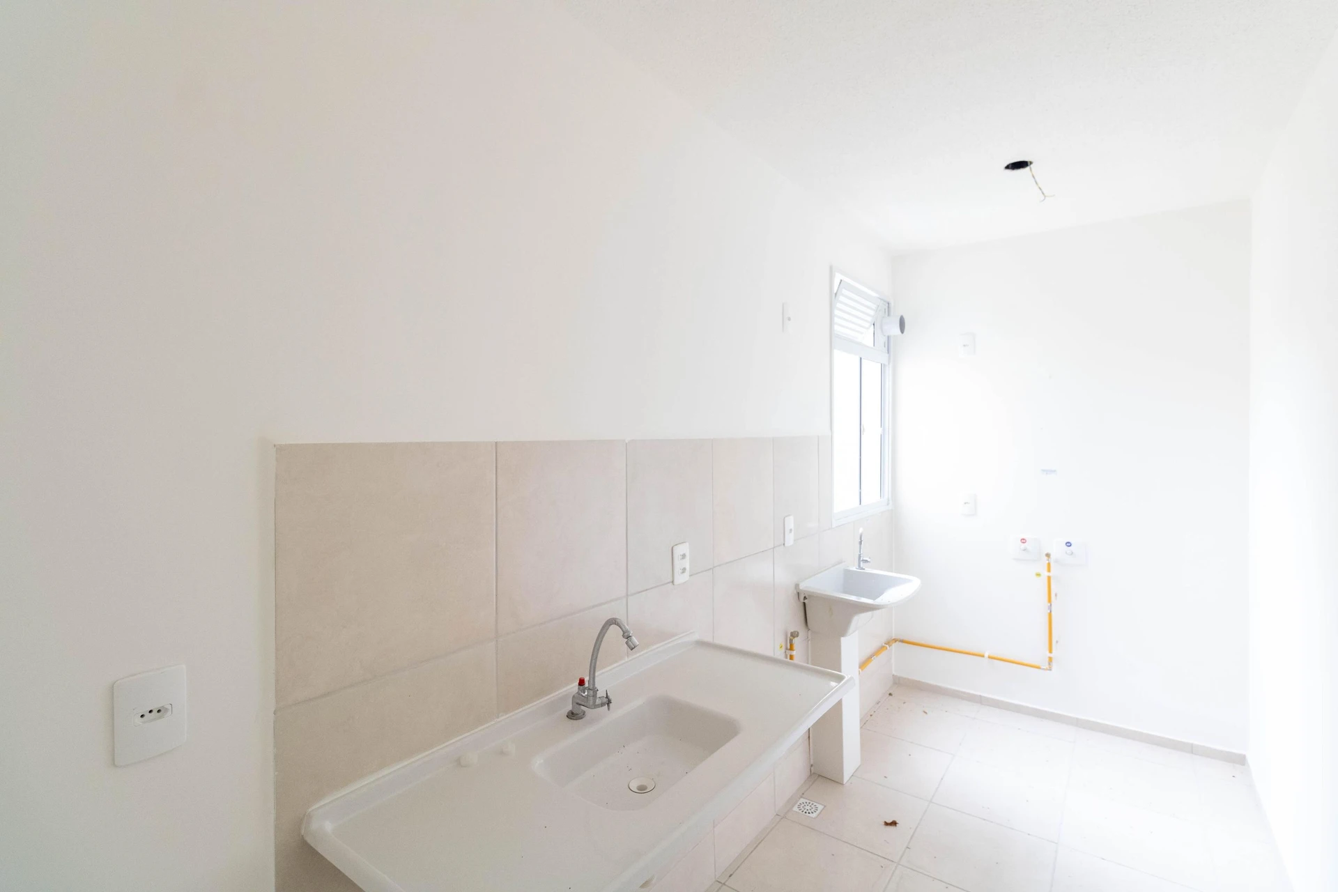 Apartamento de 2 quartos em condomínio com academia — photo 9