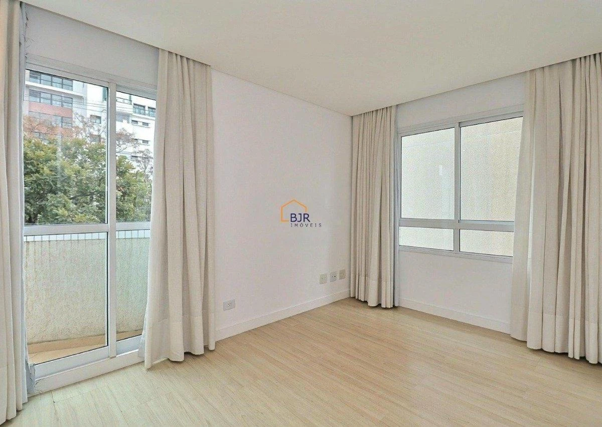 103 m² apartment with 2 bedrooms and 1 parking spot — photo 4