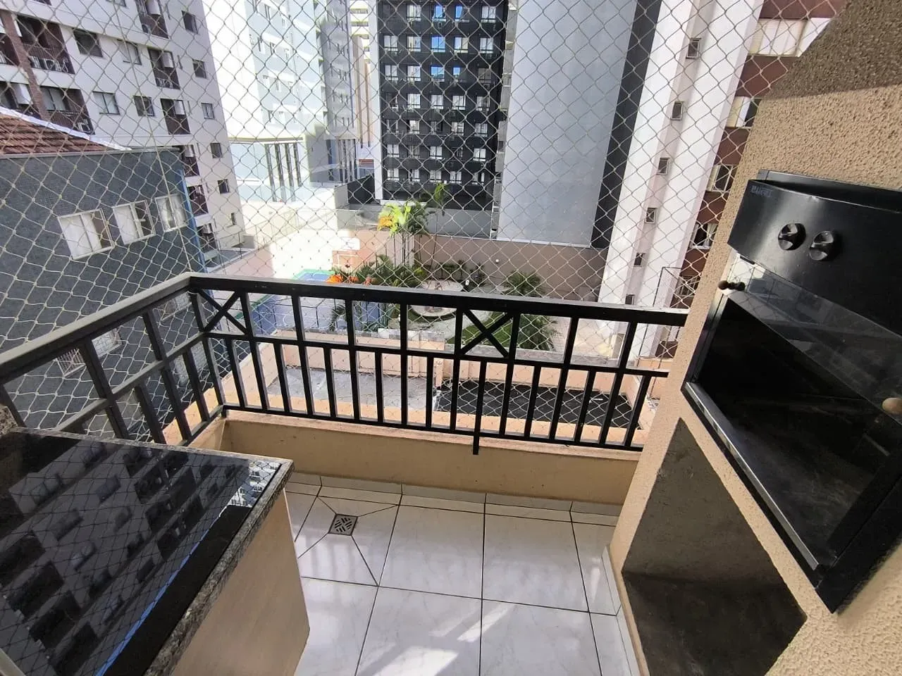 Apartamento de 3 quartos com varanda e 126 m² — photo 35