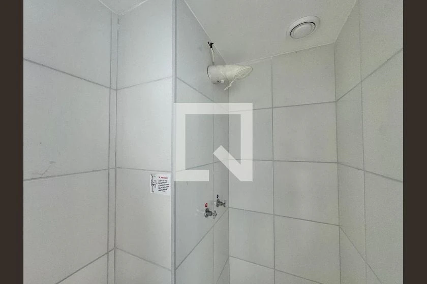 Apartamento de 2 quartos em condomínio com sauna