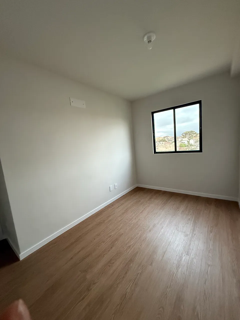 Wood or laminate floors in a 2-bedroom apartment, 53 m² — photo 14