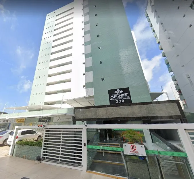 Furnished 1-bedroom apartment with balcony — photo 24