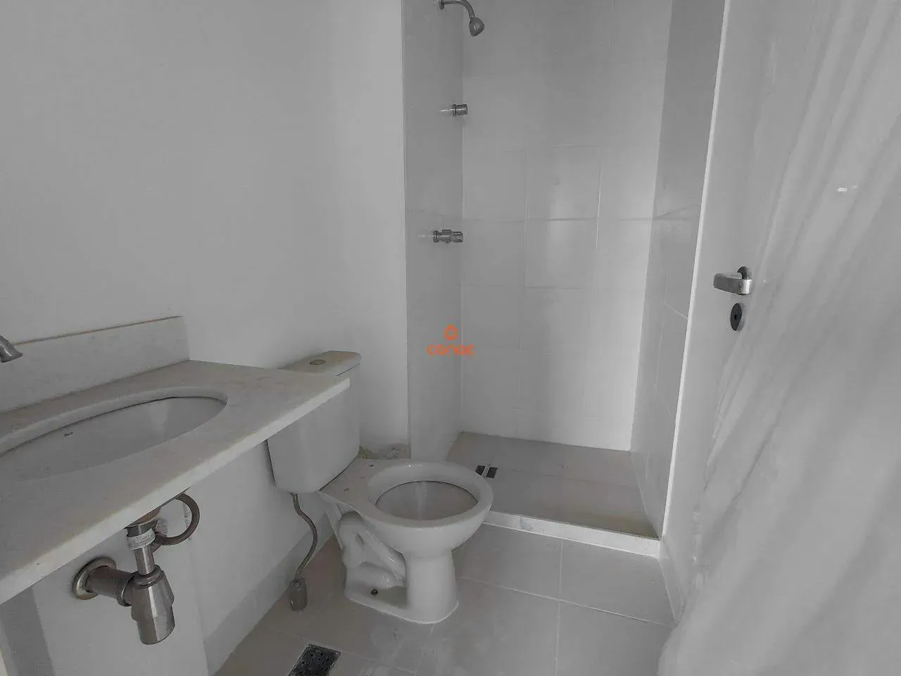 Rental apartment with 2 bedrooms, 2 bathrooms and parking — photo 15
