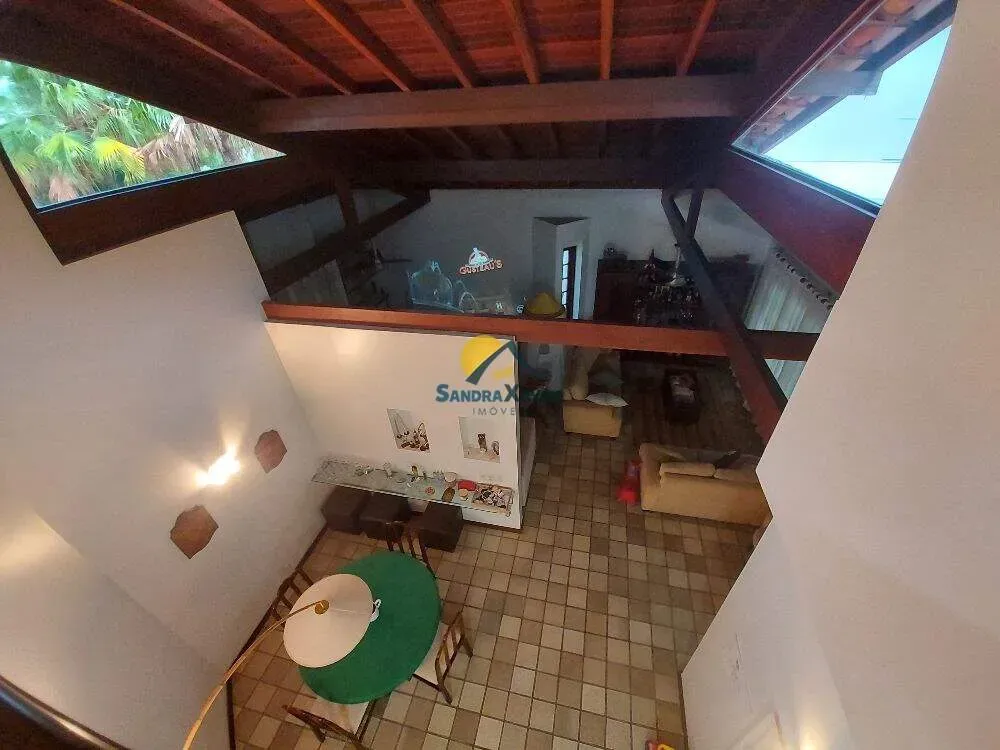 House with 4 bedrooms and 5 bathrooms for rent — photo 24