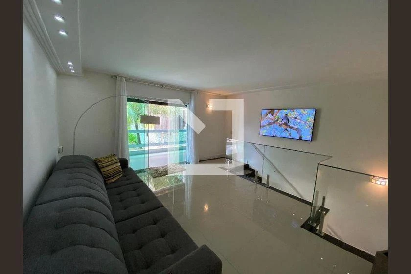Unfurnished 4-bedroom house with 1000 m² and parking — photo 19