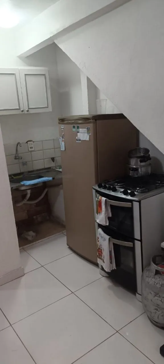 Rental studio kitinete with 1 bedroom and 1 bathroom — photo 4